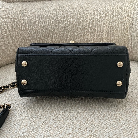 Chanel Black Quilted Grained Calfskin Mini Bag with Top Handle Gold Hardware - Picture 4 of 12